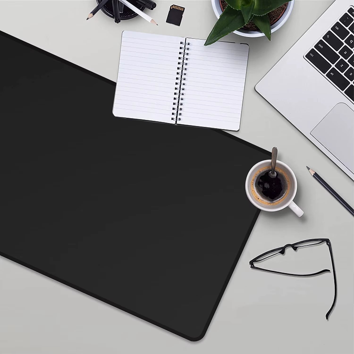 Extended Black Mouse Pads Large Mouse Pad Anti-Slip Desk Pad Rubber Mouse Mat Computer Desk Mat Stitched Edge Gaming Mousepad